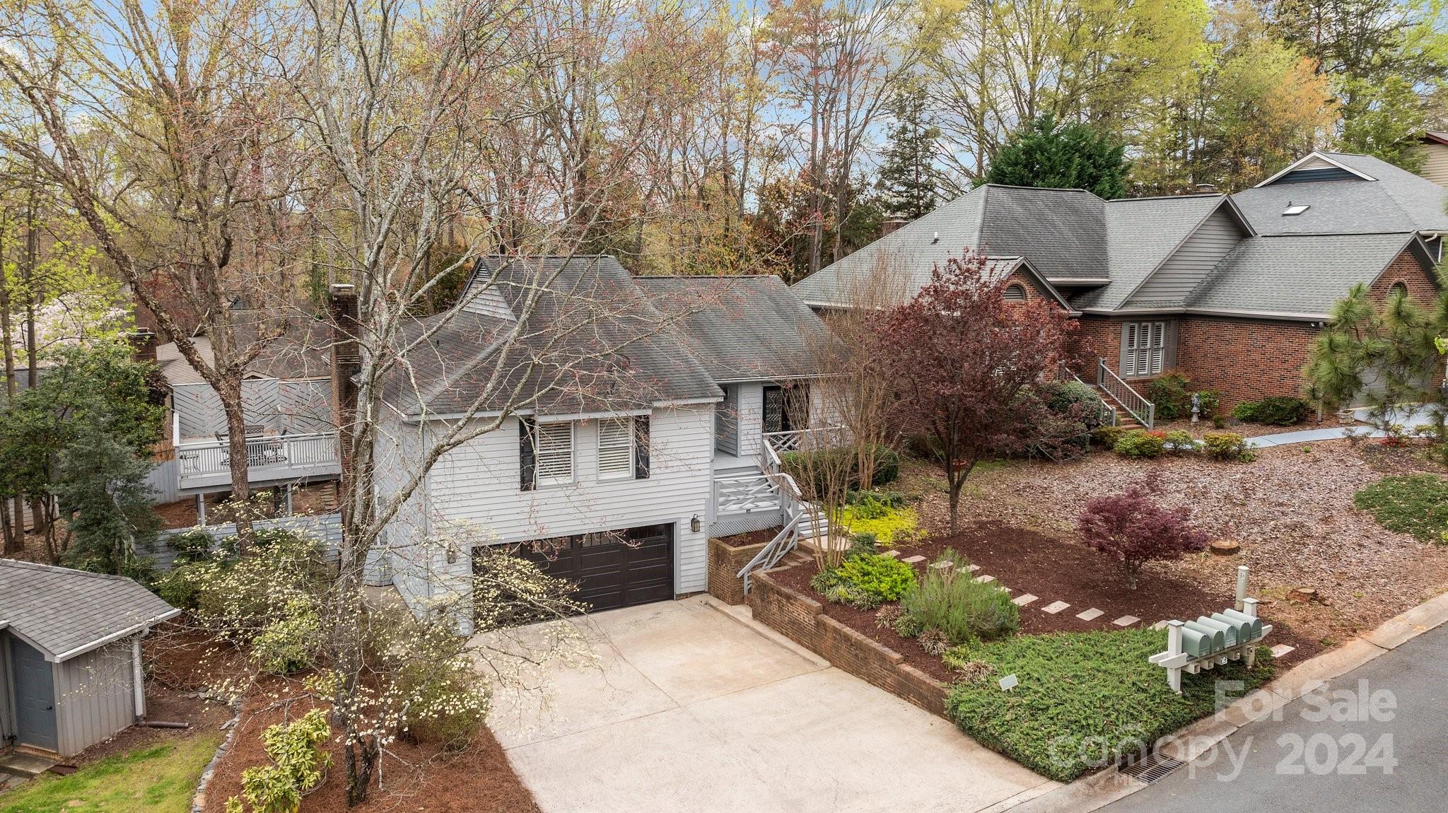 River Hills - Residential