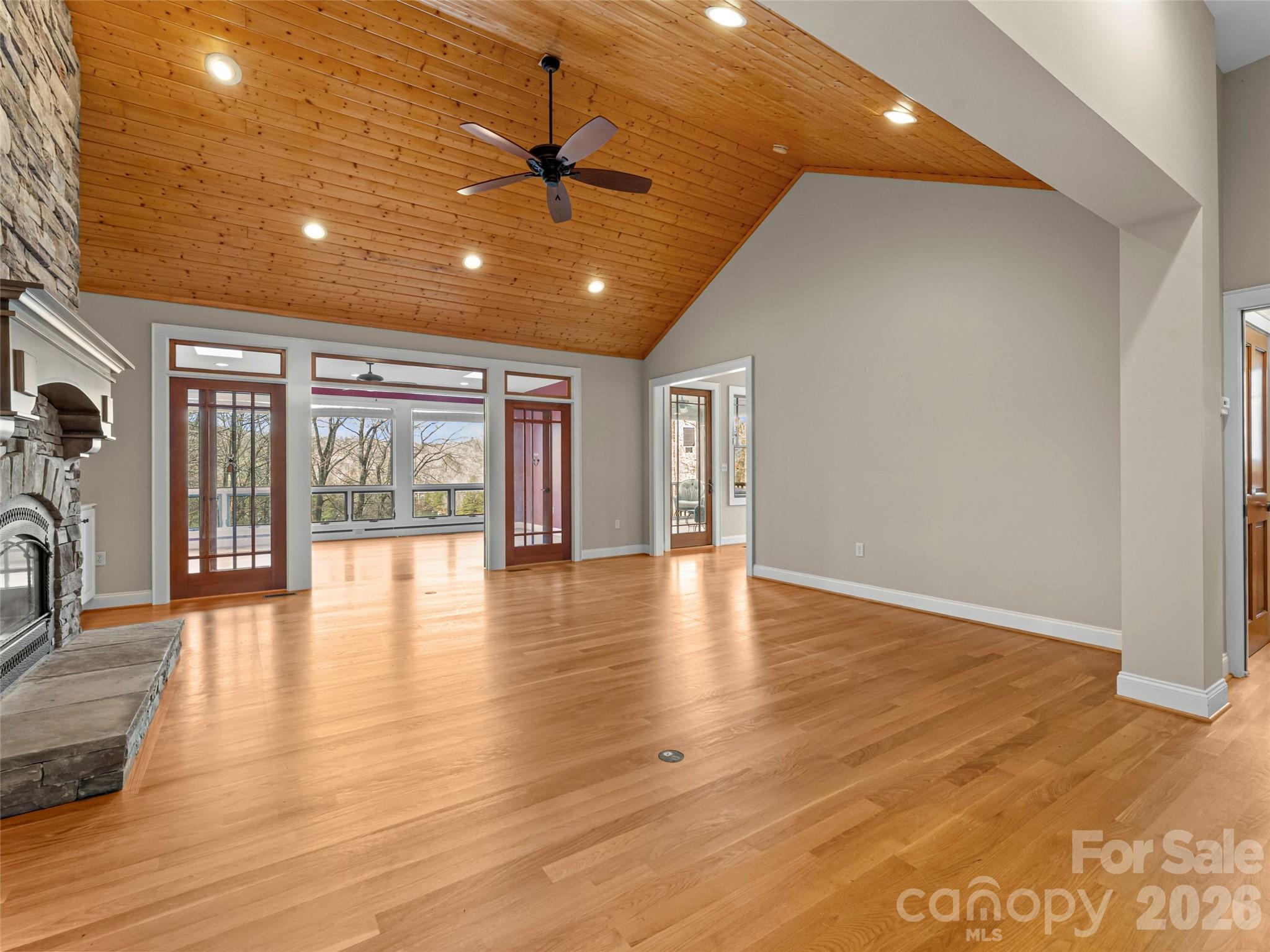 Connestee Falls - Residential