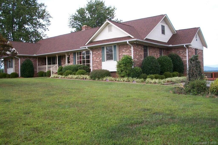 Wonderful family home in historic Gowensville is situated on a hilltop with panoramic mountain vistas on 31.50 gorgeous acres of mostly well-established grass and views of a lovely pond. This 4 bdrm / 2.5 bath home has an open floor plan, great kitchen, formal dining room, living room and in-ground pool. A short distance to FENCE and FETA trails. Just build your barn / fencing and bring the horses! Centrally located to Links O' Tryon Golf Course, Interstate / Highways, schools and shopping.