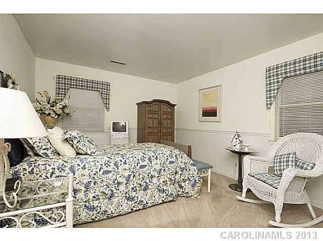 Acorn Woods - Residential