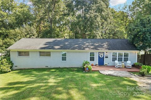 3734 Dunwoody Drive Charlotte NC 28215