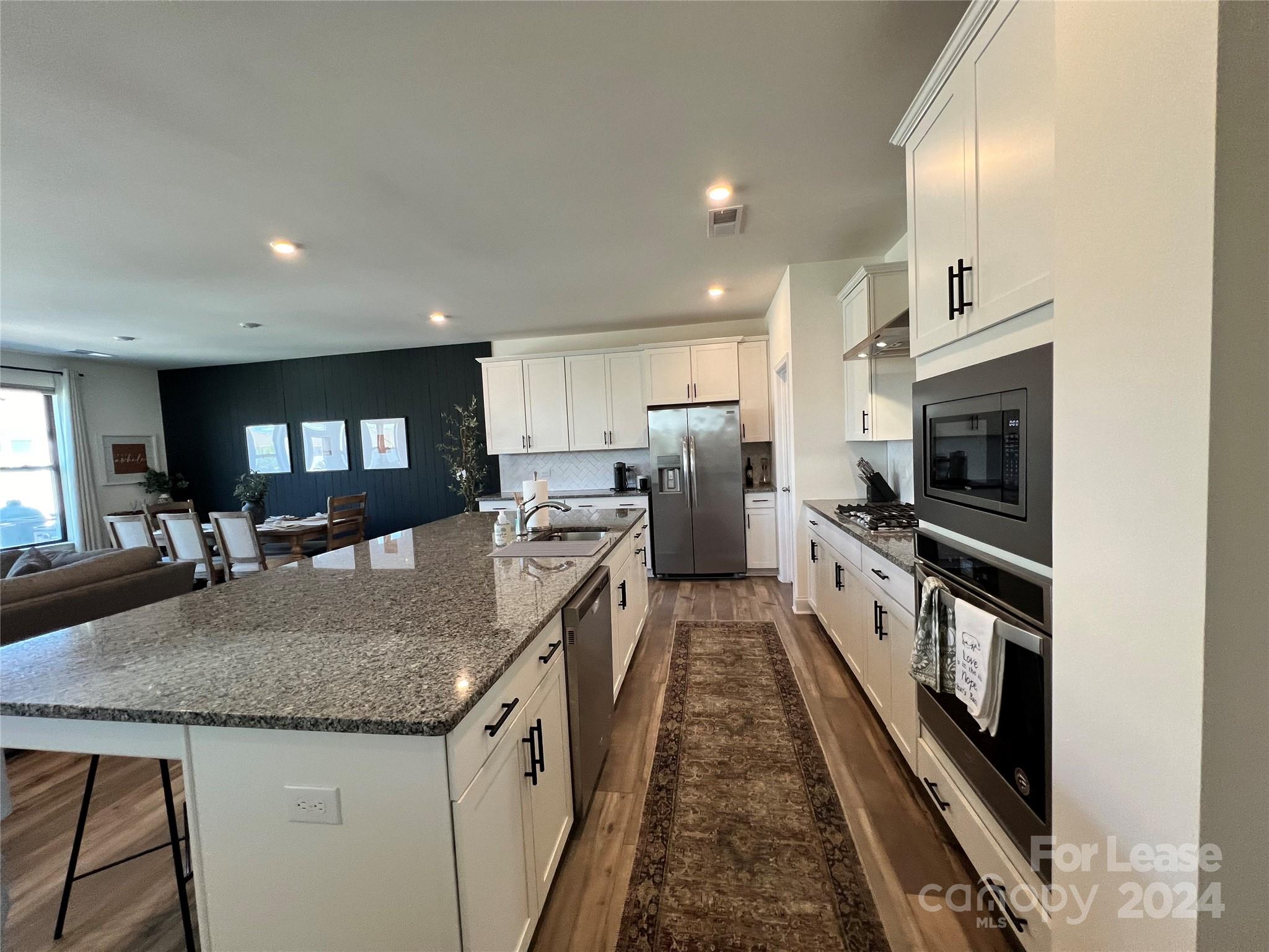 Paddlers Cove - Residential Lease