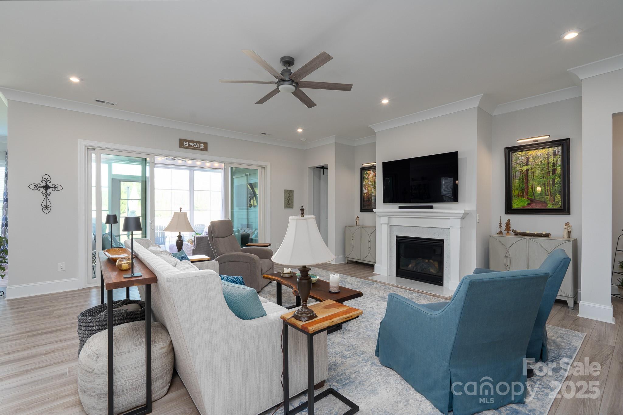 McLean - South Shore - Residential