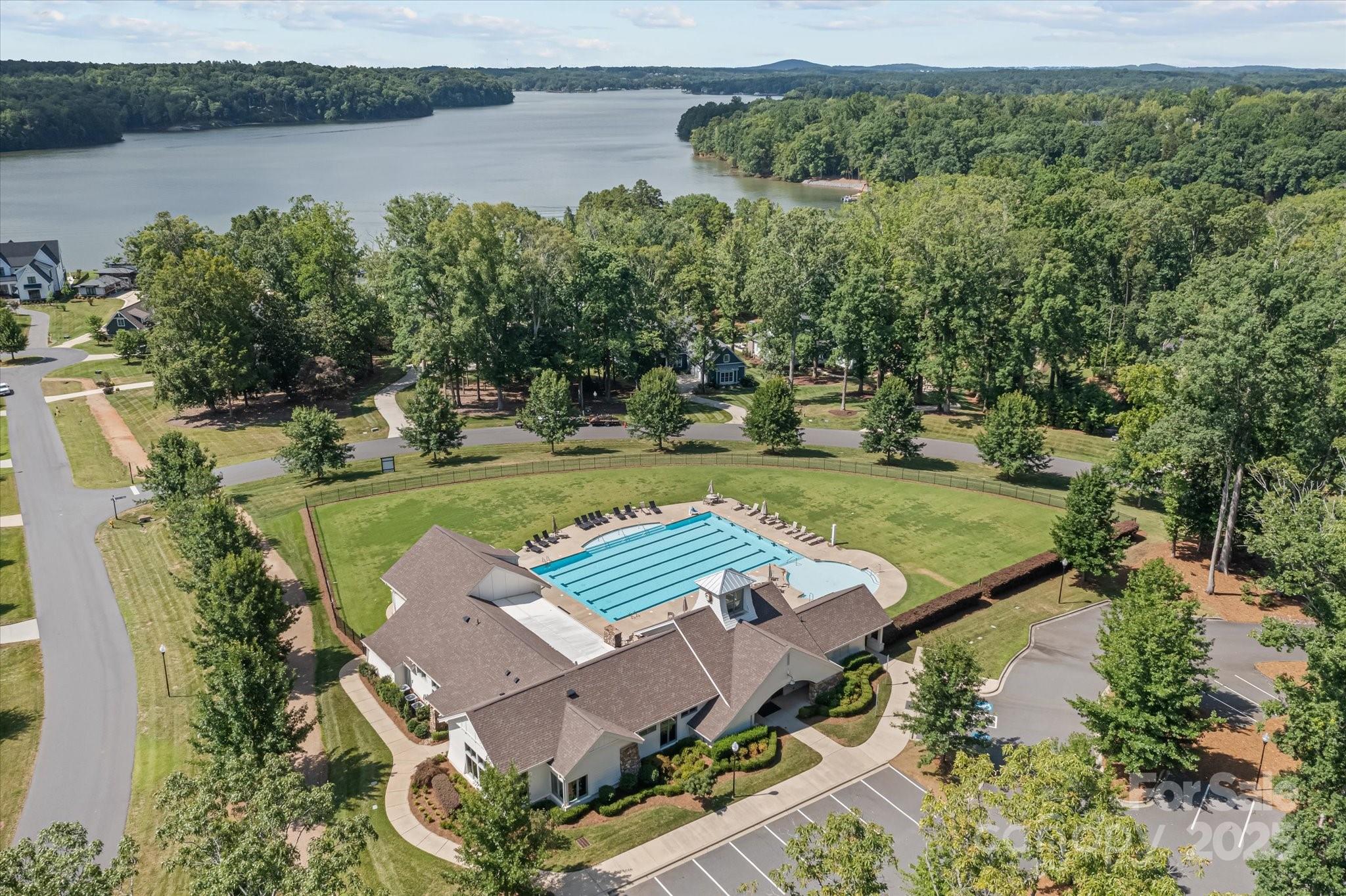 McLean - South Shore - Residential