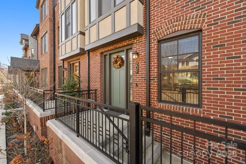 209 Broadway Street Asheville NC 28801