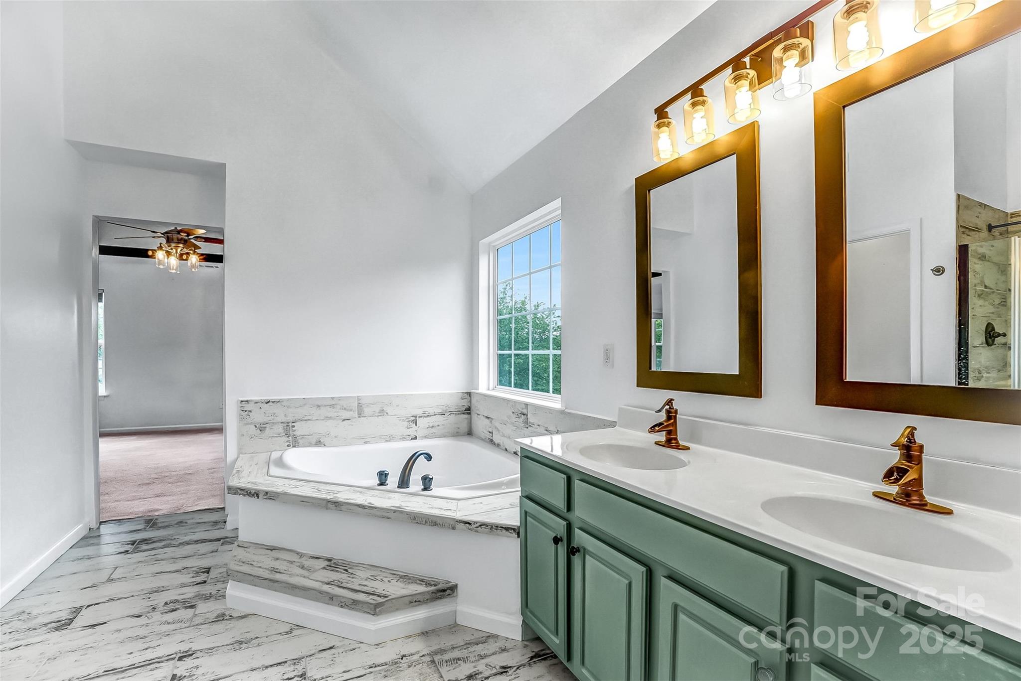 The Creeks Edge - Residential