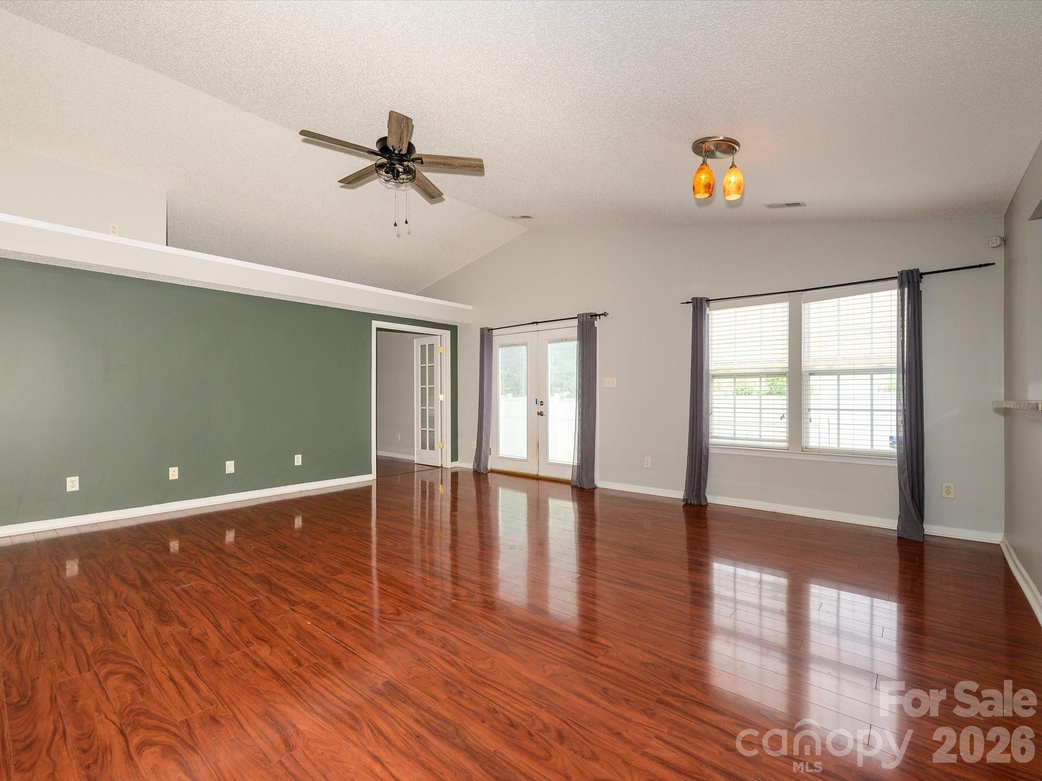 4821 Renfrew Drive