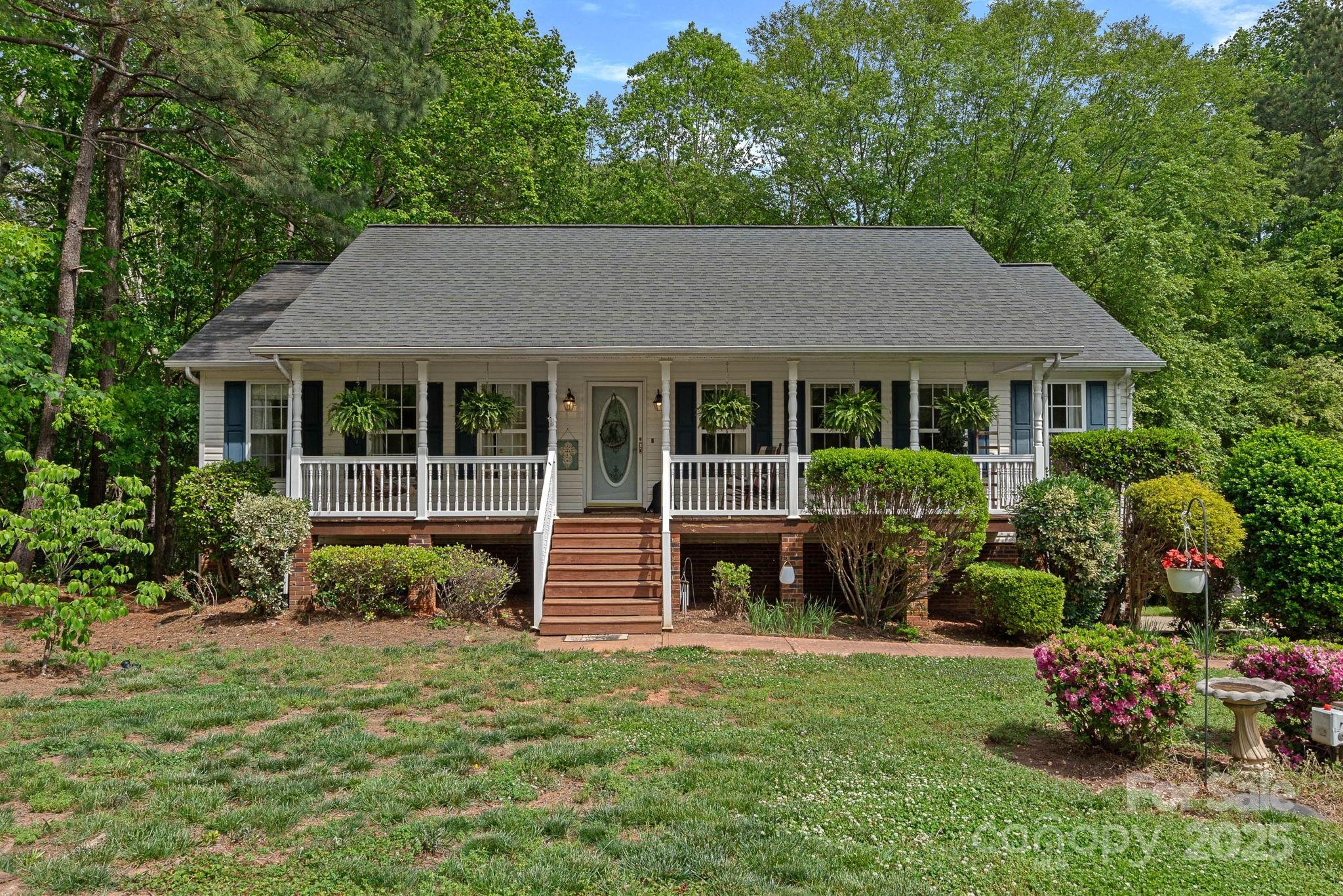 160 Kingfisher Drive