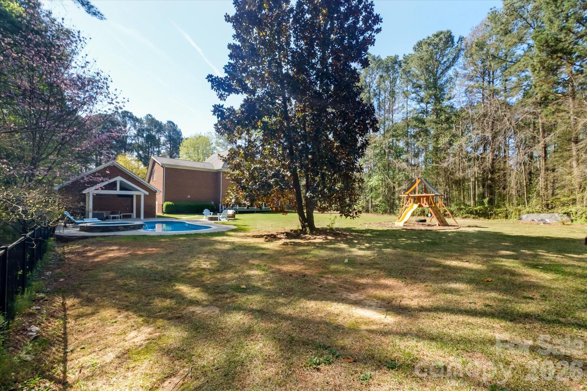 Weddington Oaks - Residential