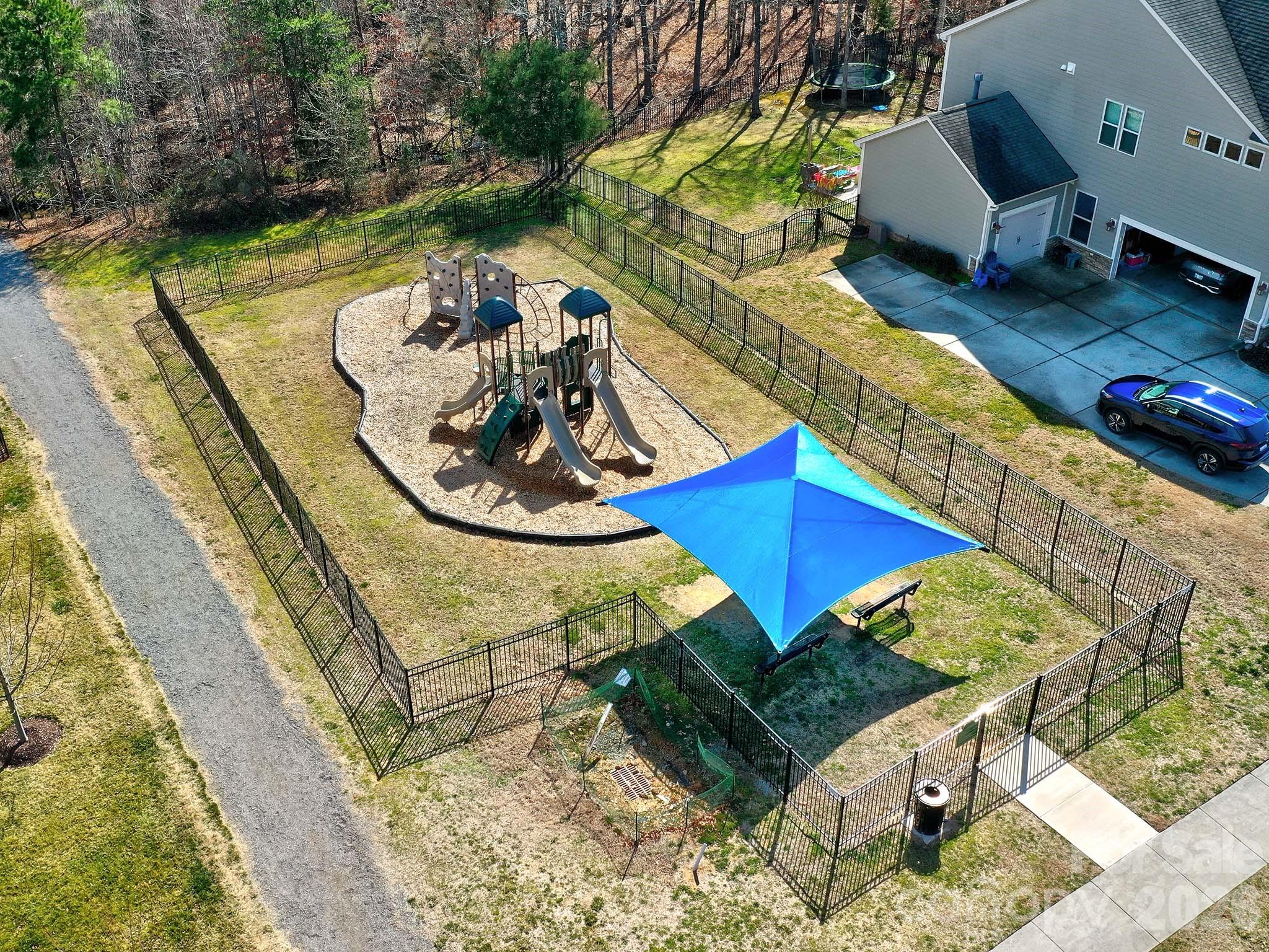 Crismark - Residential