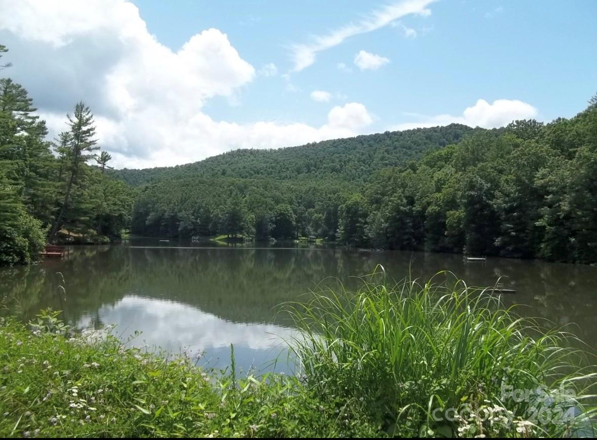 Deer Park Lake - Land