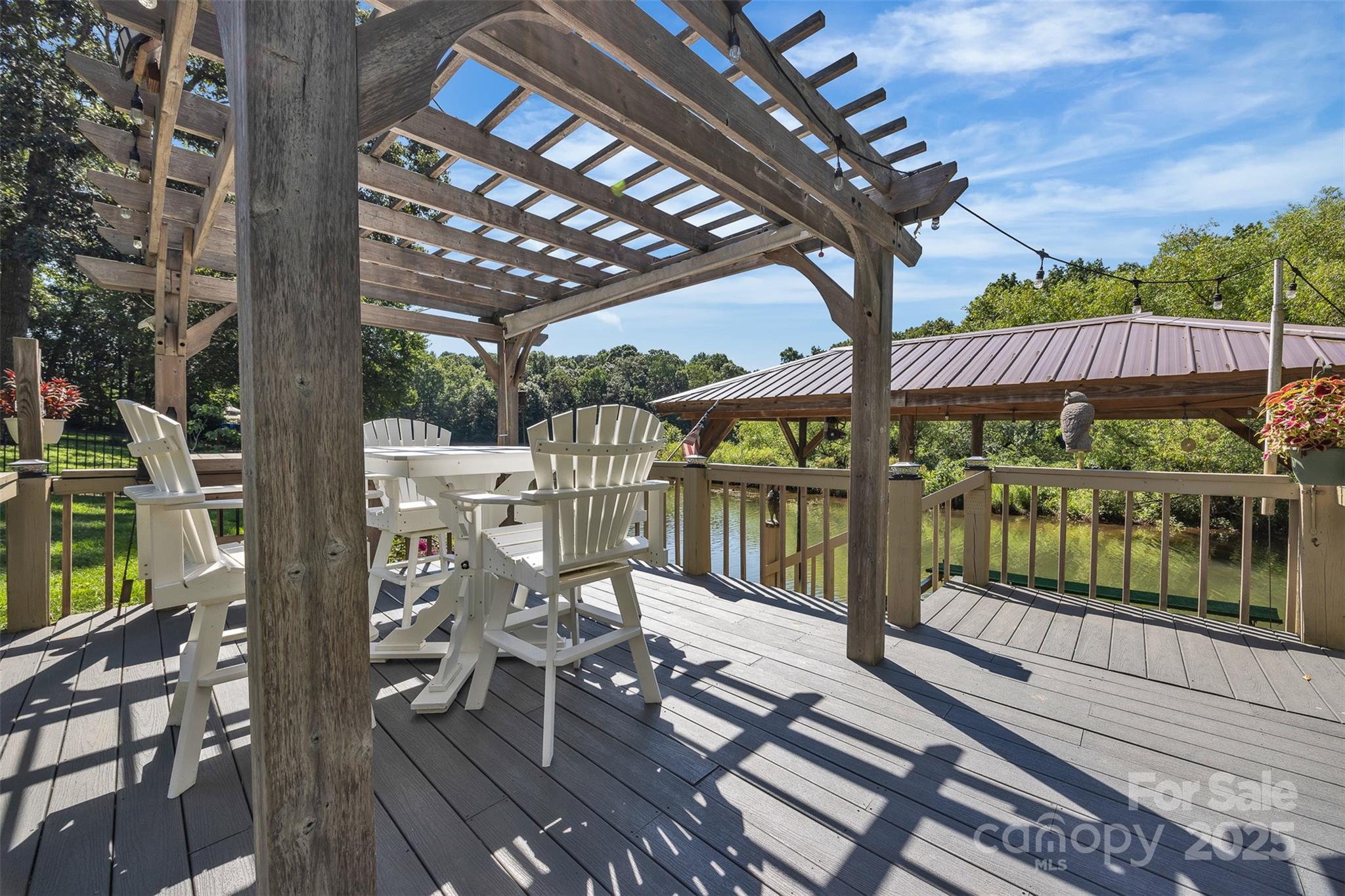 Shoal Creek - Residential