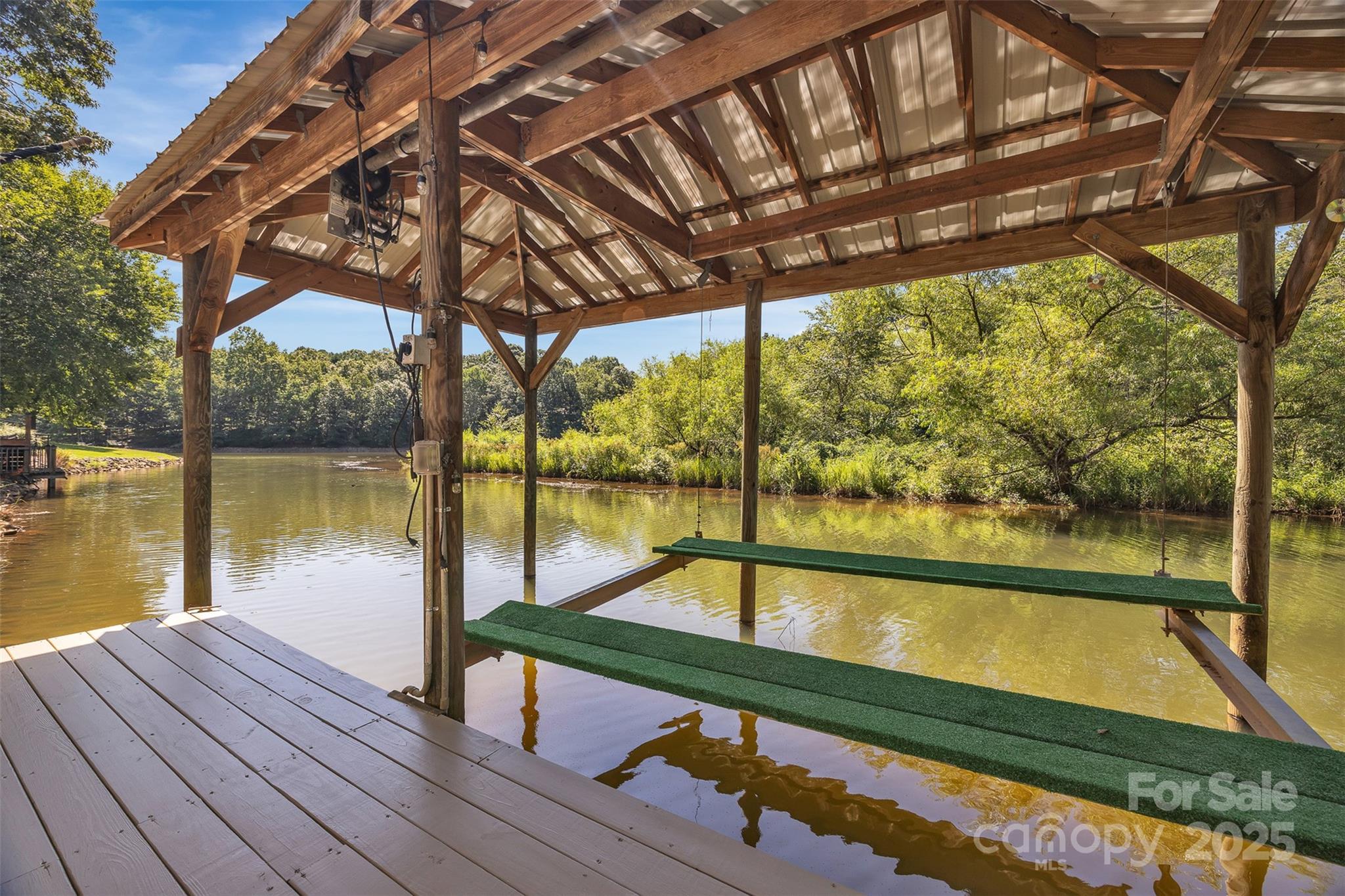 Shoal Creek - Residential