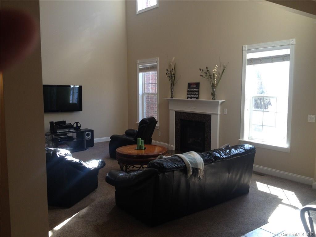 The lakes at Derby Downs - Residential