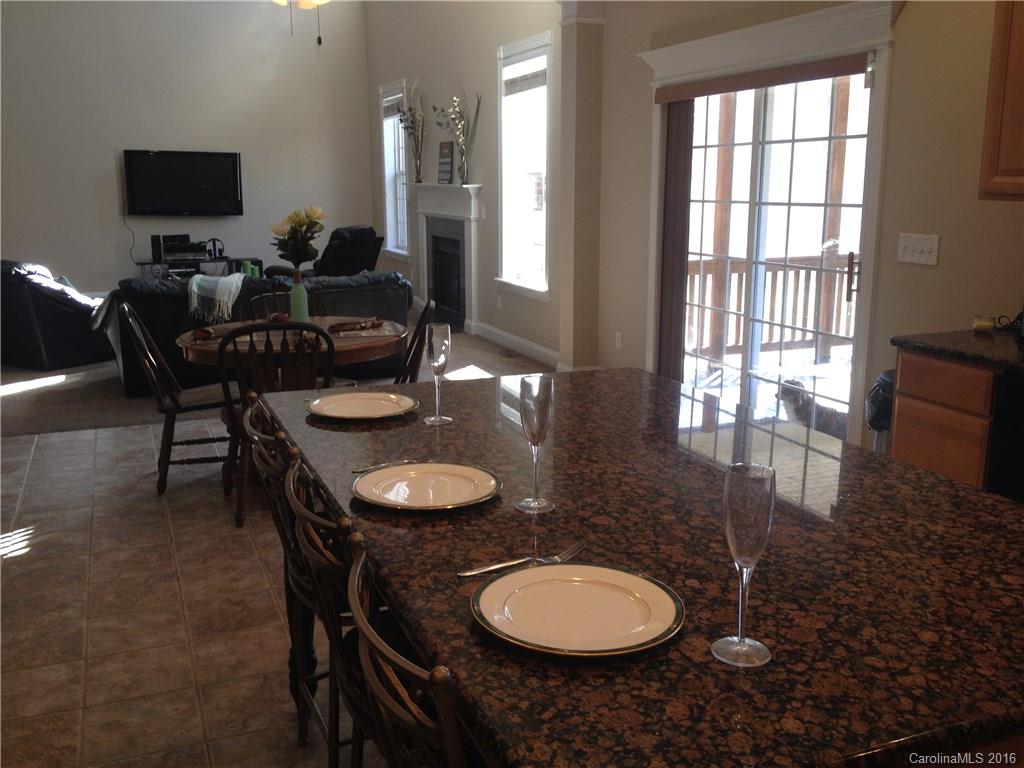 The lakes at Derby Downs - Residential