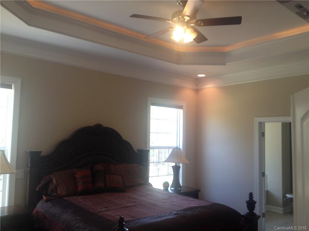 The lakes at Derby Downs - Residential