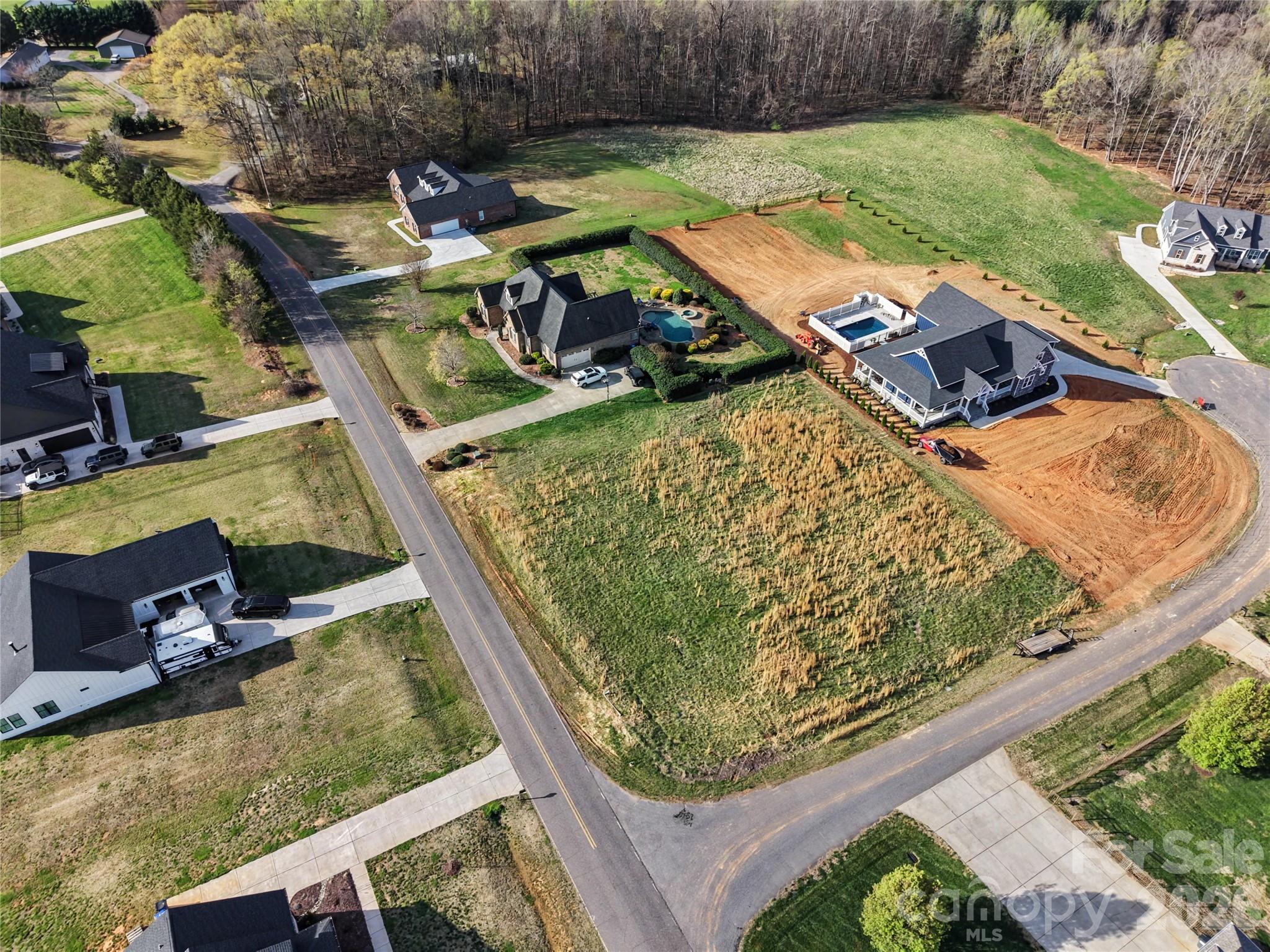 New Salem Estates - Land