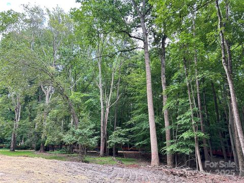 3415 Lakeside Drive Charlotte NC 28270