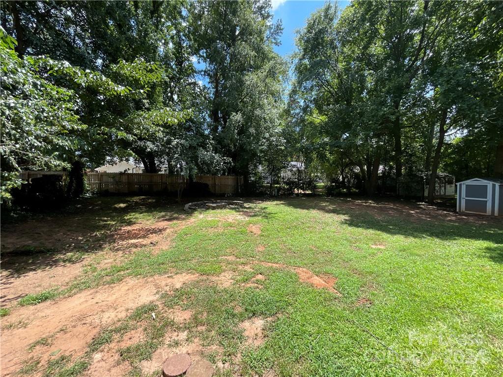 Pine Forest - Residential Lease