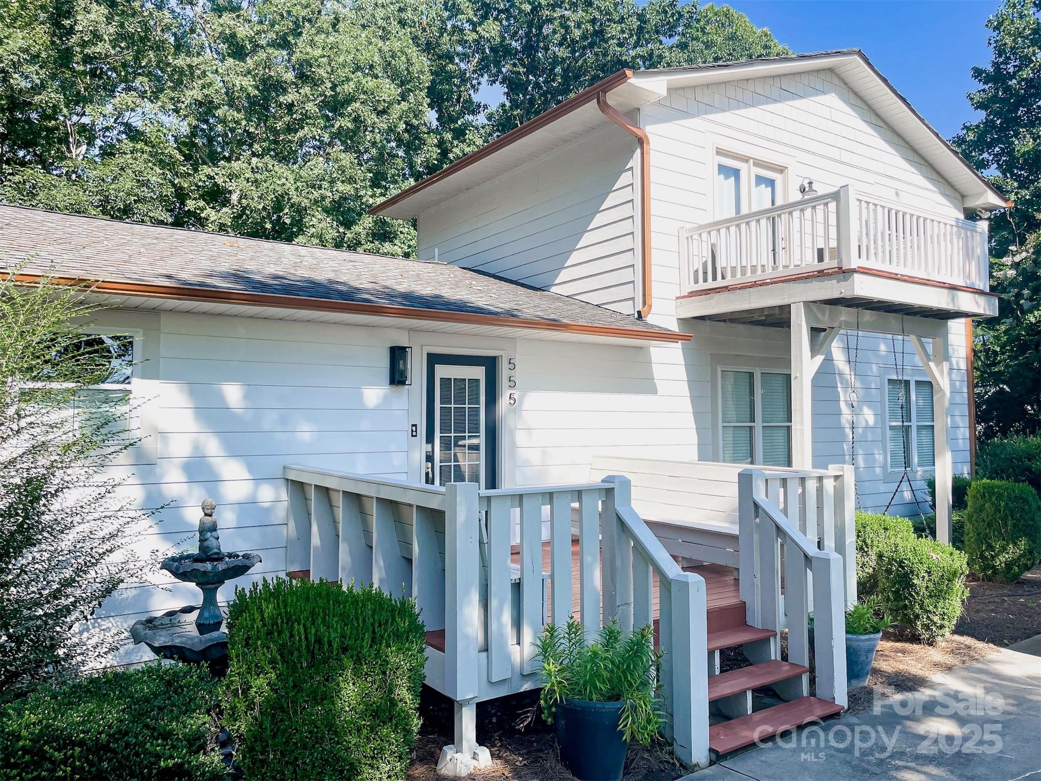 555 Laurel Cove Road