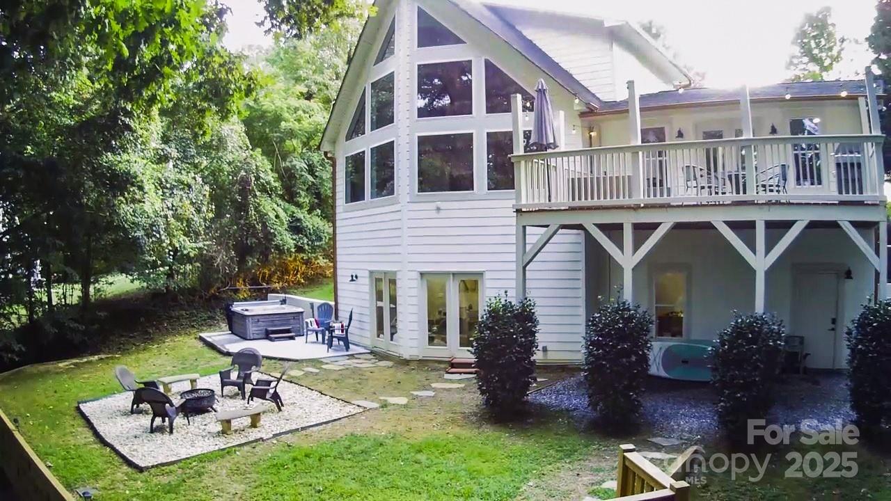 555 Laurel Cove Road