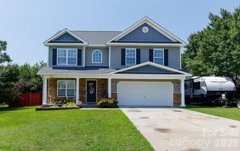 Photo of 11 Weatherfield Drive, Elgin, SC 29045 (MLS # 4400316)