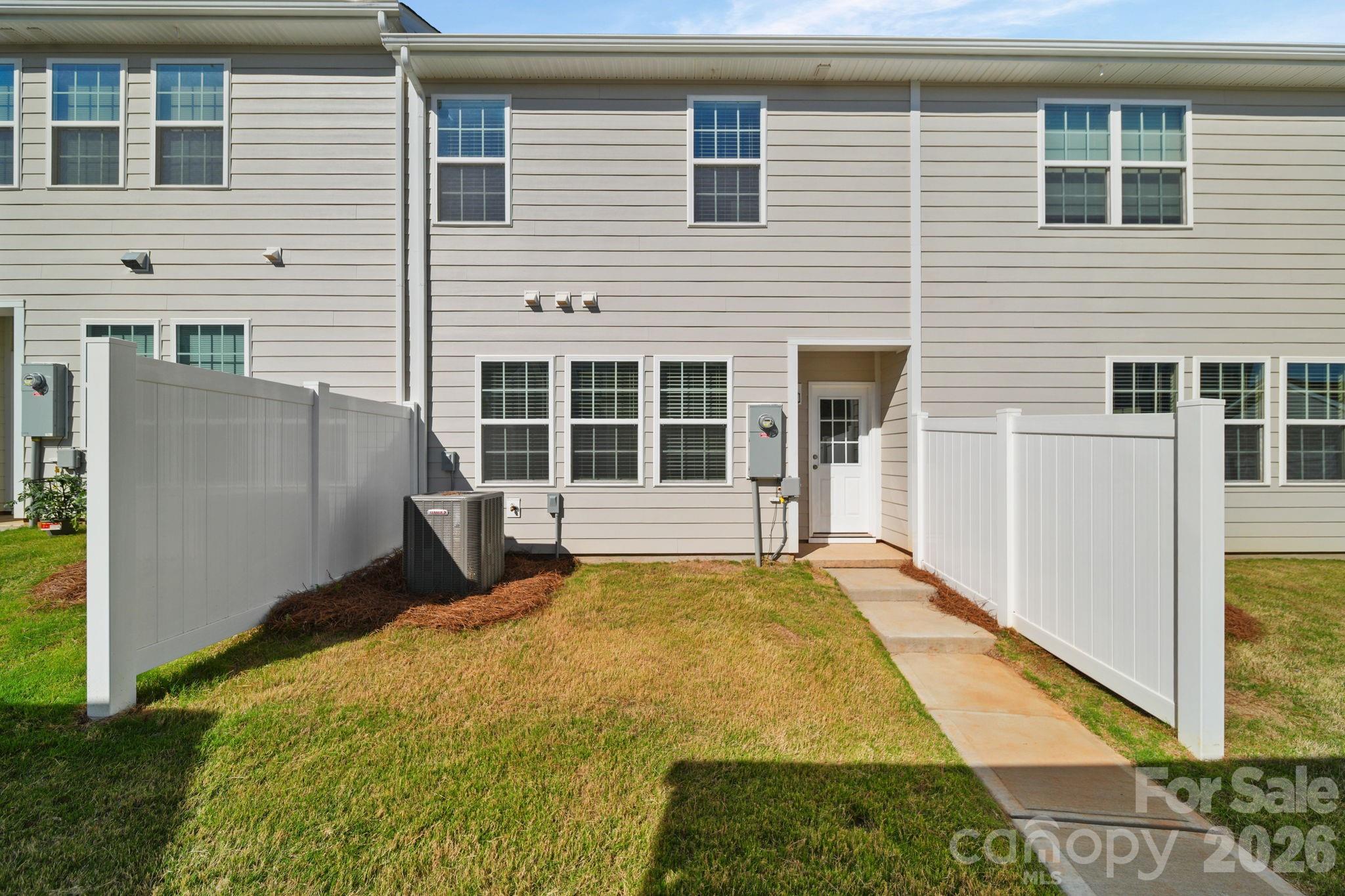 Elizabeth - Residential