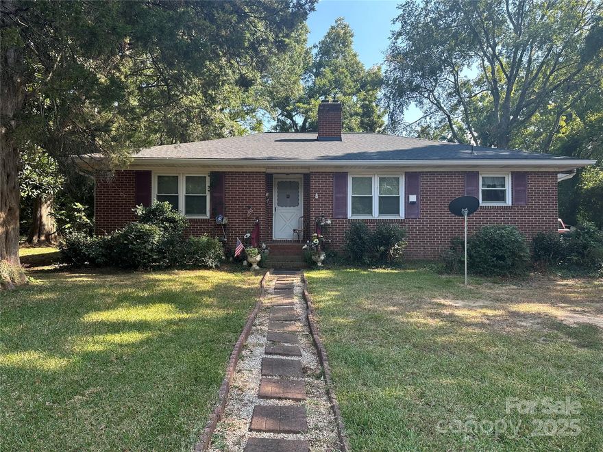 Situated on over an acre across two lots, this 2-bedroom, 3-bath home is just a short walk to the heart of downtown Rock Hill. Inside, you’ll find a sunroom, large living room, and an extra recreation room, the huge backyard has plenty of space for entertaining or relaxing. The home has PVC plumbing and solid potential for renovation.
While the property is in need of updates, the location, lot size, and layout create a rare chance to reimagine a home this close to downtown.
Property is being sold as-is.