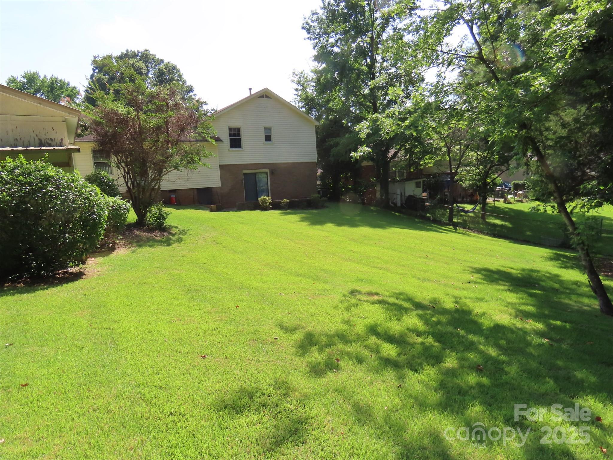 5823 Rupert Lane