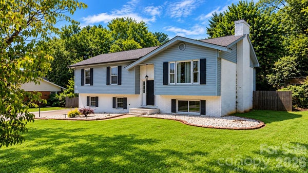 1197 ZION CHURCH RD, HICKORY, NC 28602 - Image 0759d574f0e23c1104bd1324fda8330f/53741489
