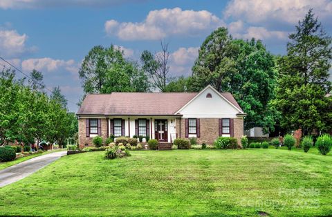 1658 Buckingham Avenue Gastonia NC 28054