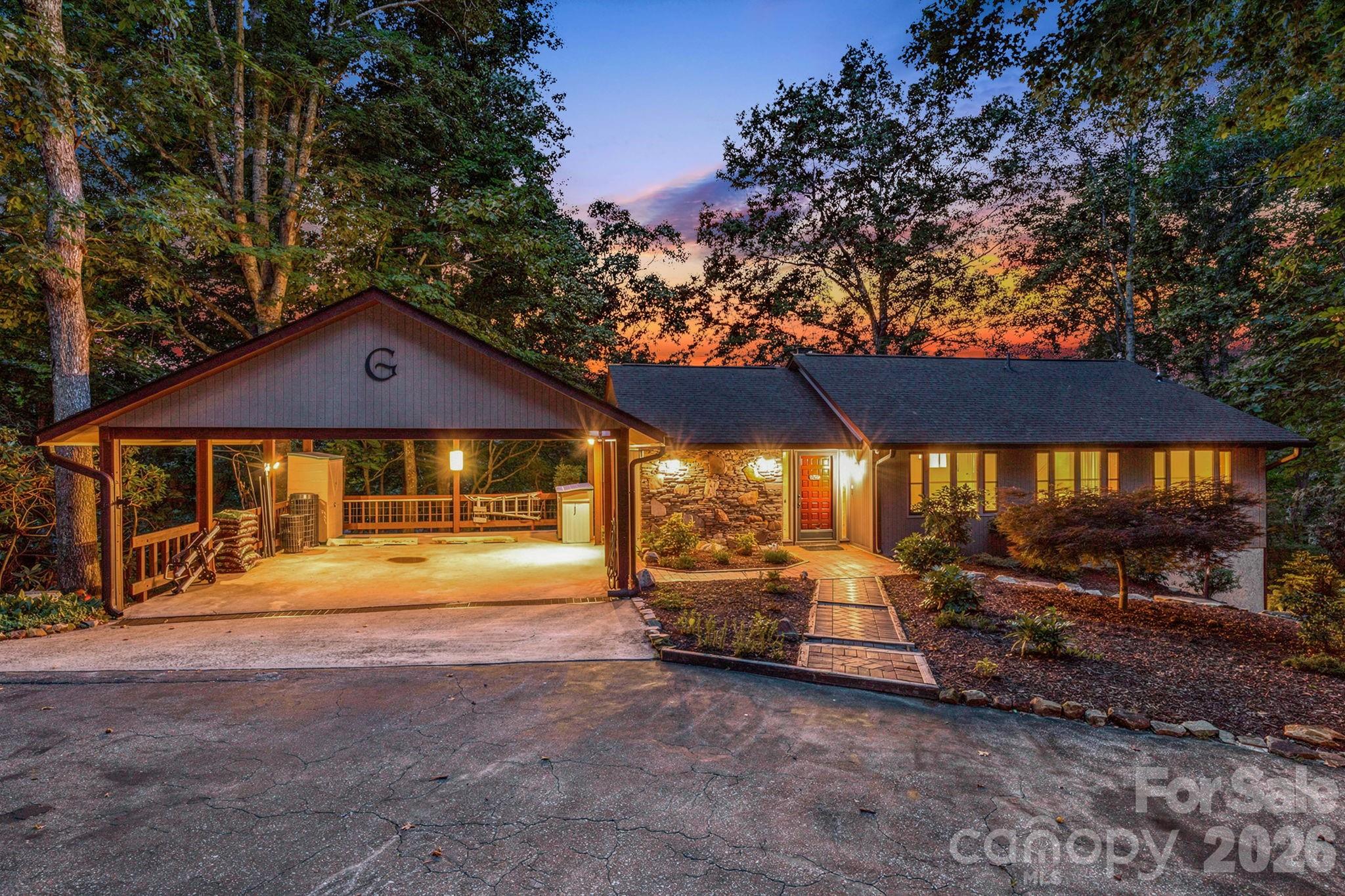 99 Oak Ridge Drive