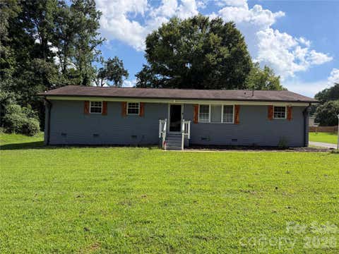 Photo of 911 Eldorado Avenue, Charlotte, NC 28262 (MLS # 4412351)