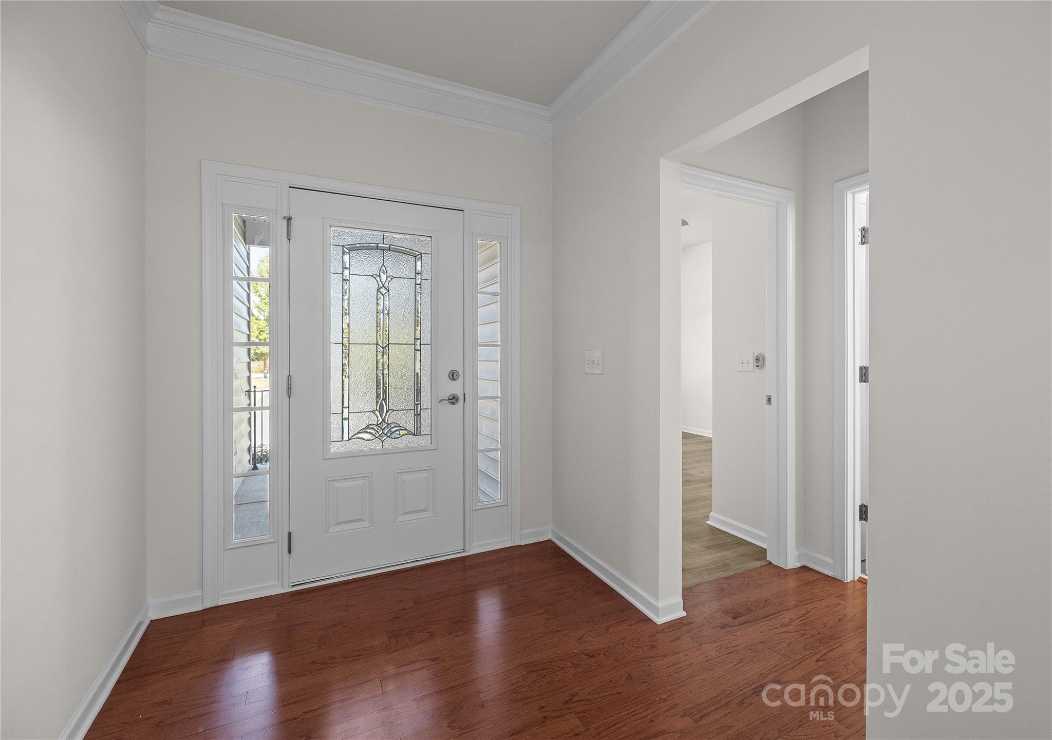 2381 Talon Point Circle