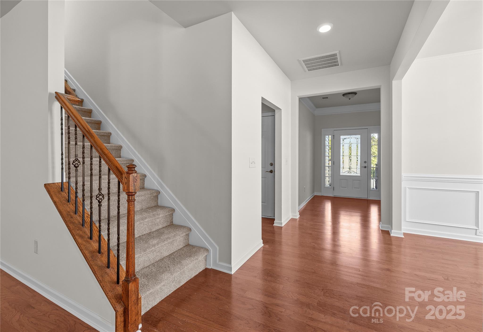 2381 Talon Point Circle