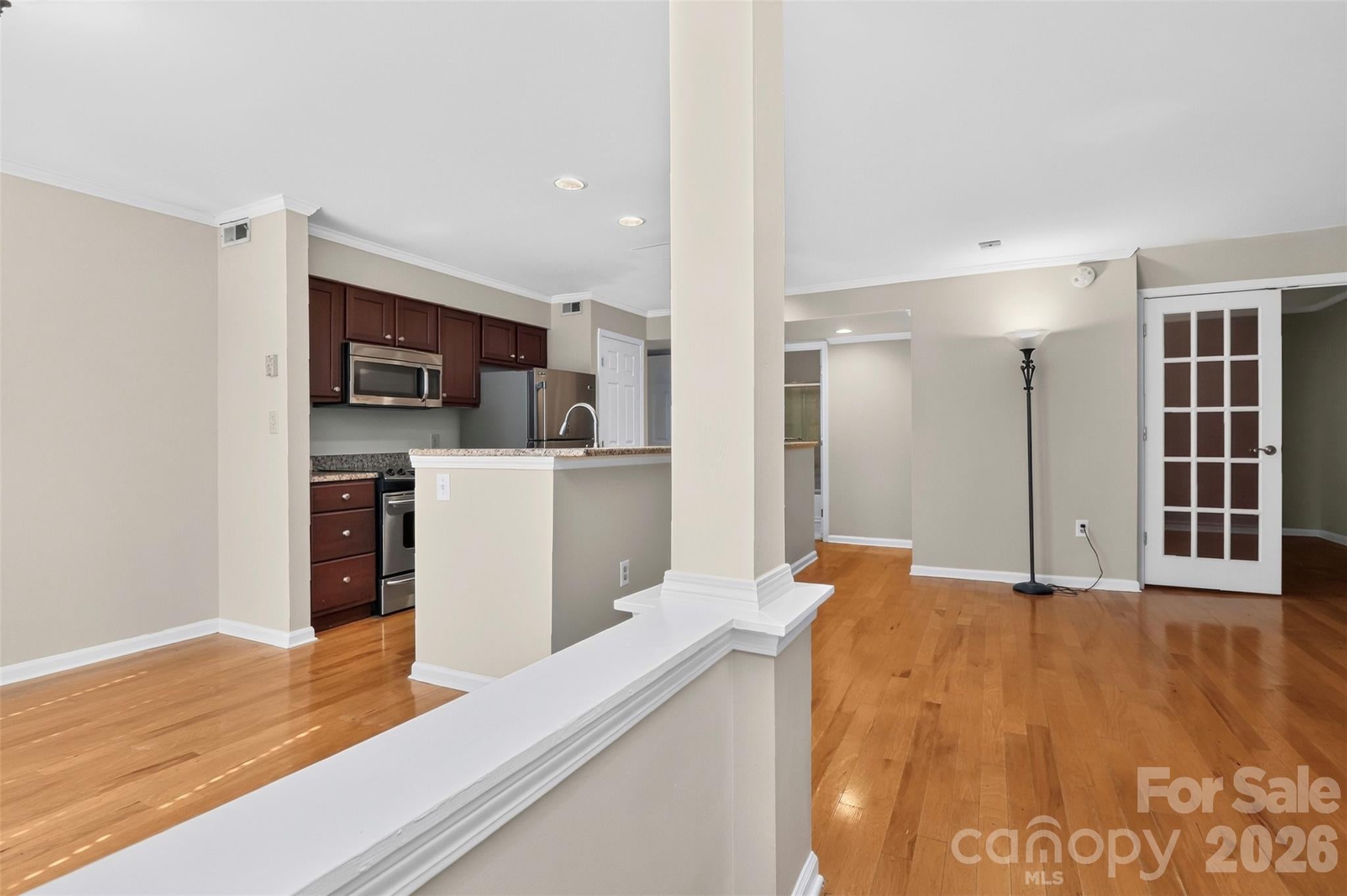 413 W 8th Street B