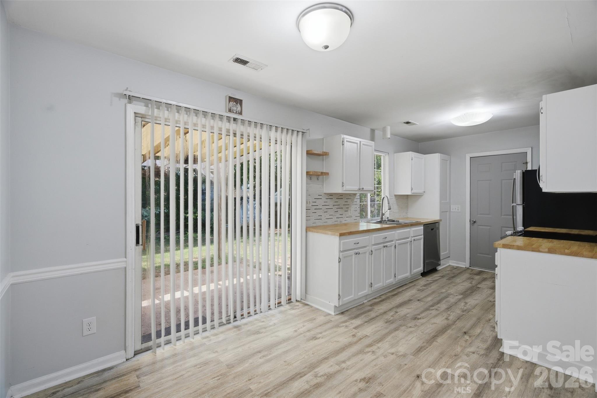 8345 Houndstooth Drive