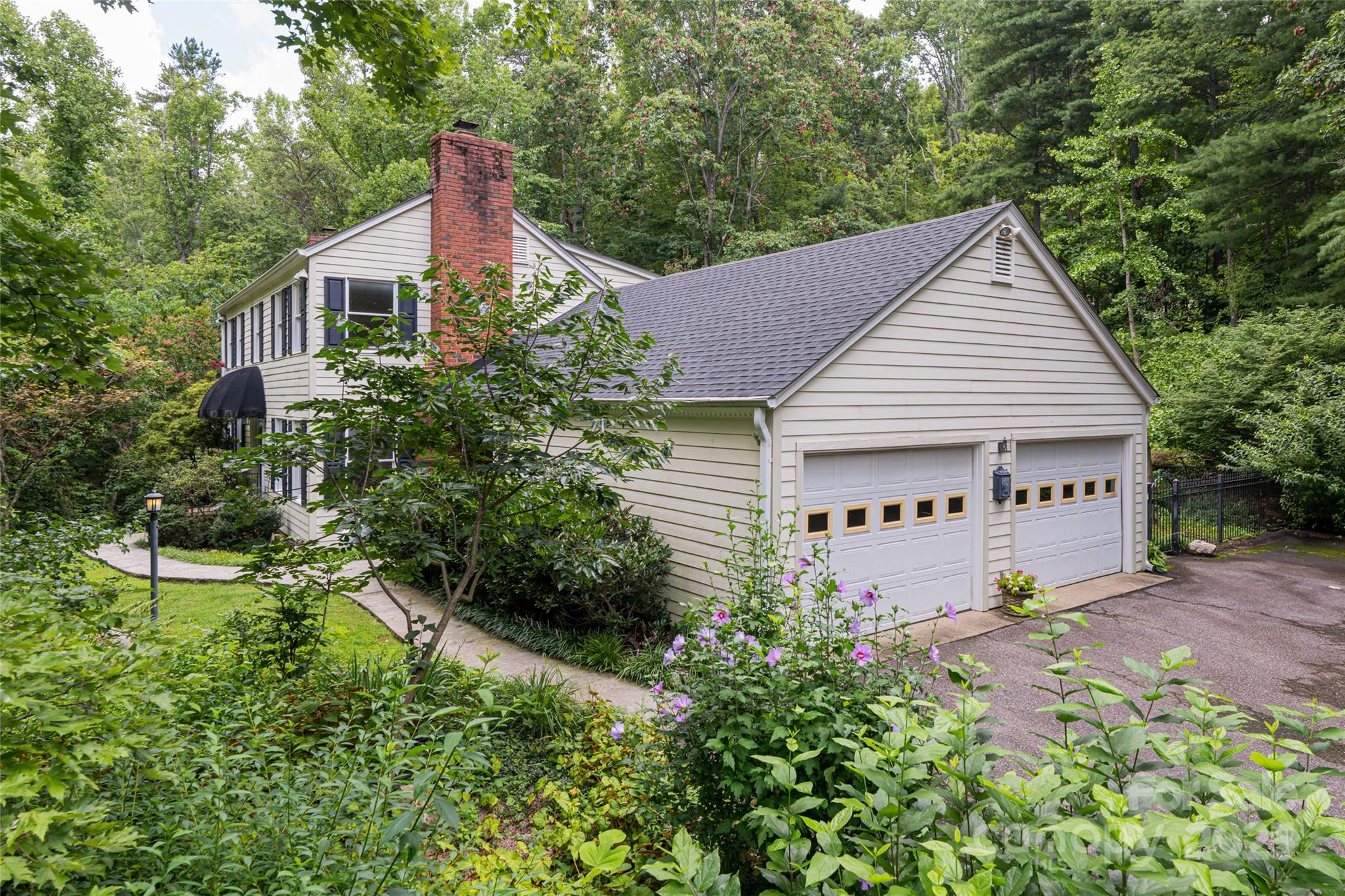 36 Charlyn Drive