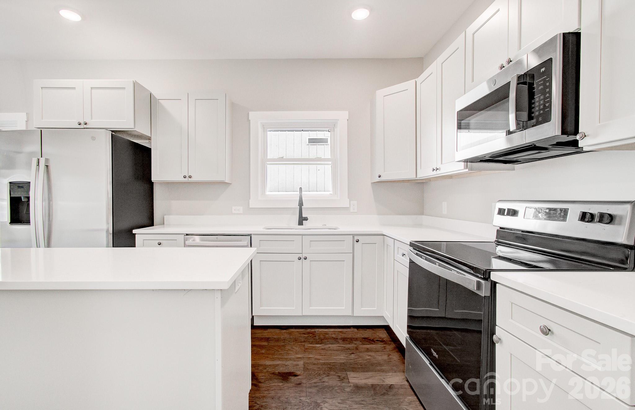 Riverside Woodfin - Residential