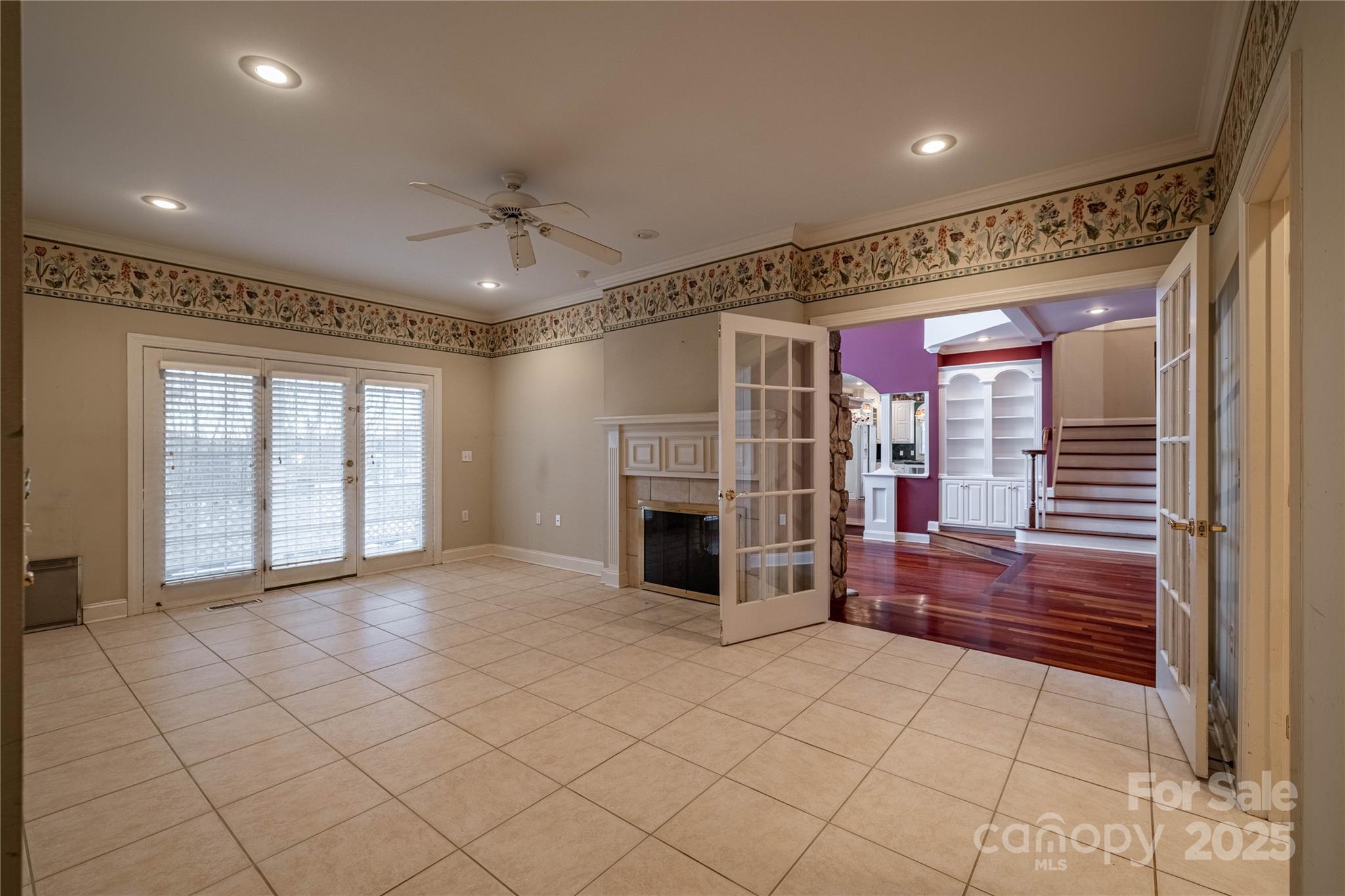 Granada Farms - Residential