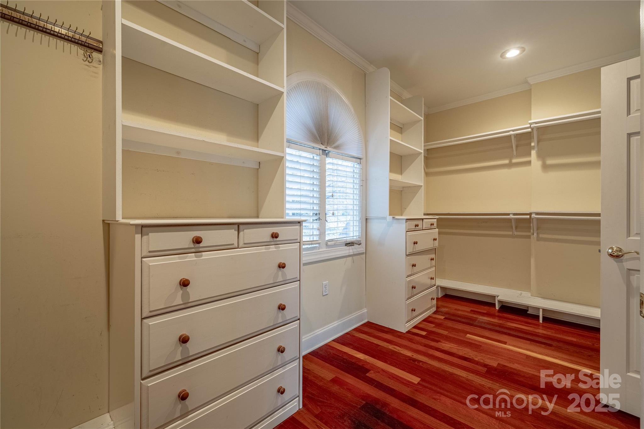 Granada Farms - Residential