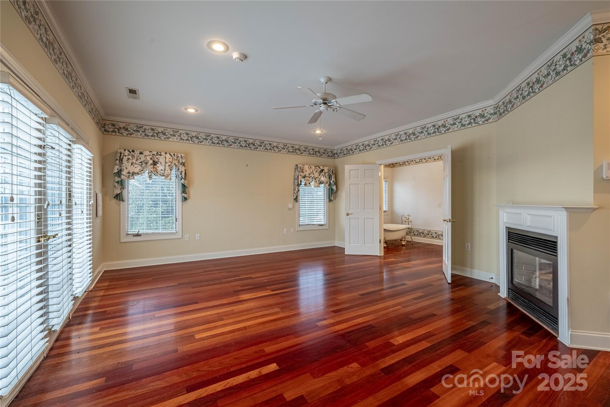 Granada Farms - Residential