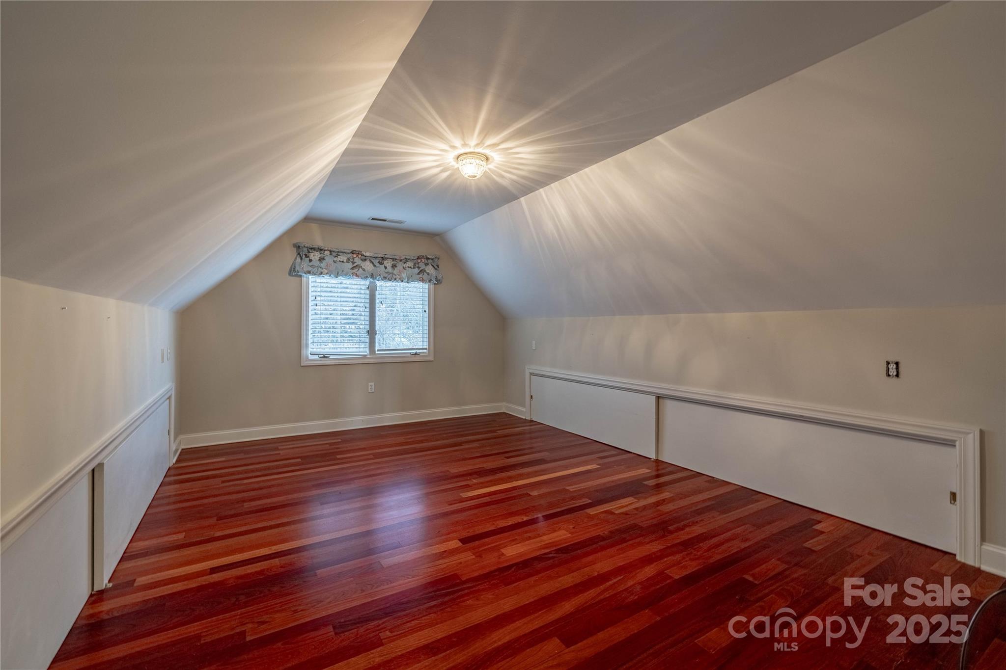 Granada Farms - Residential