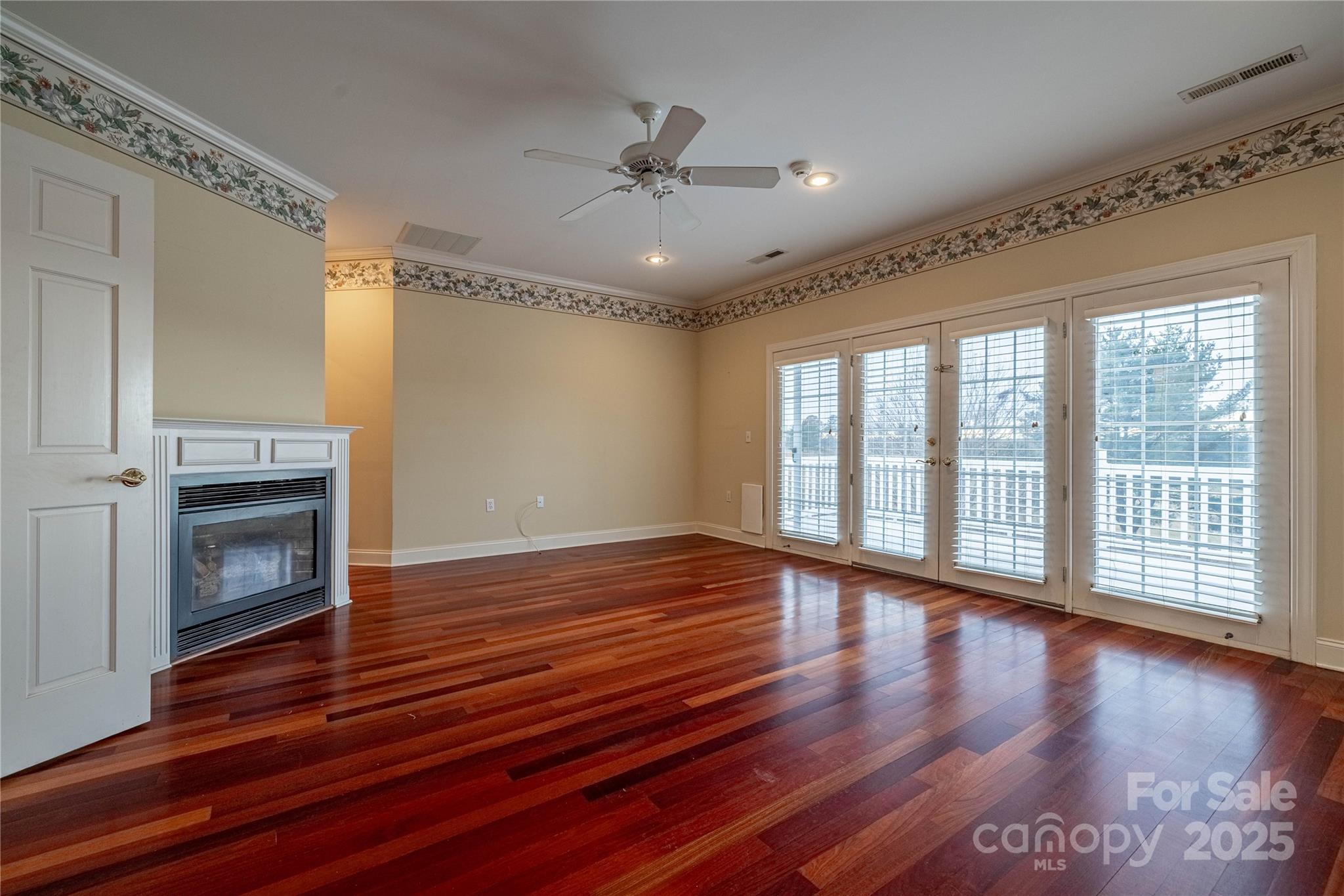 Granada Farms - Residential