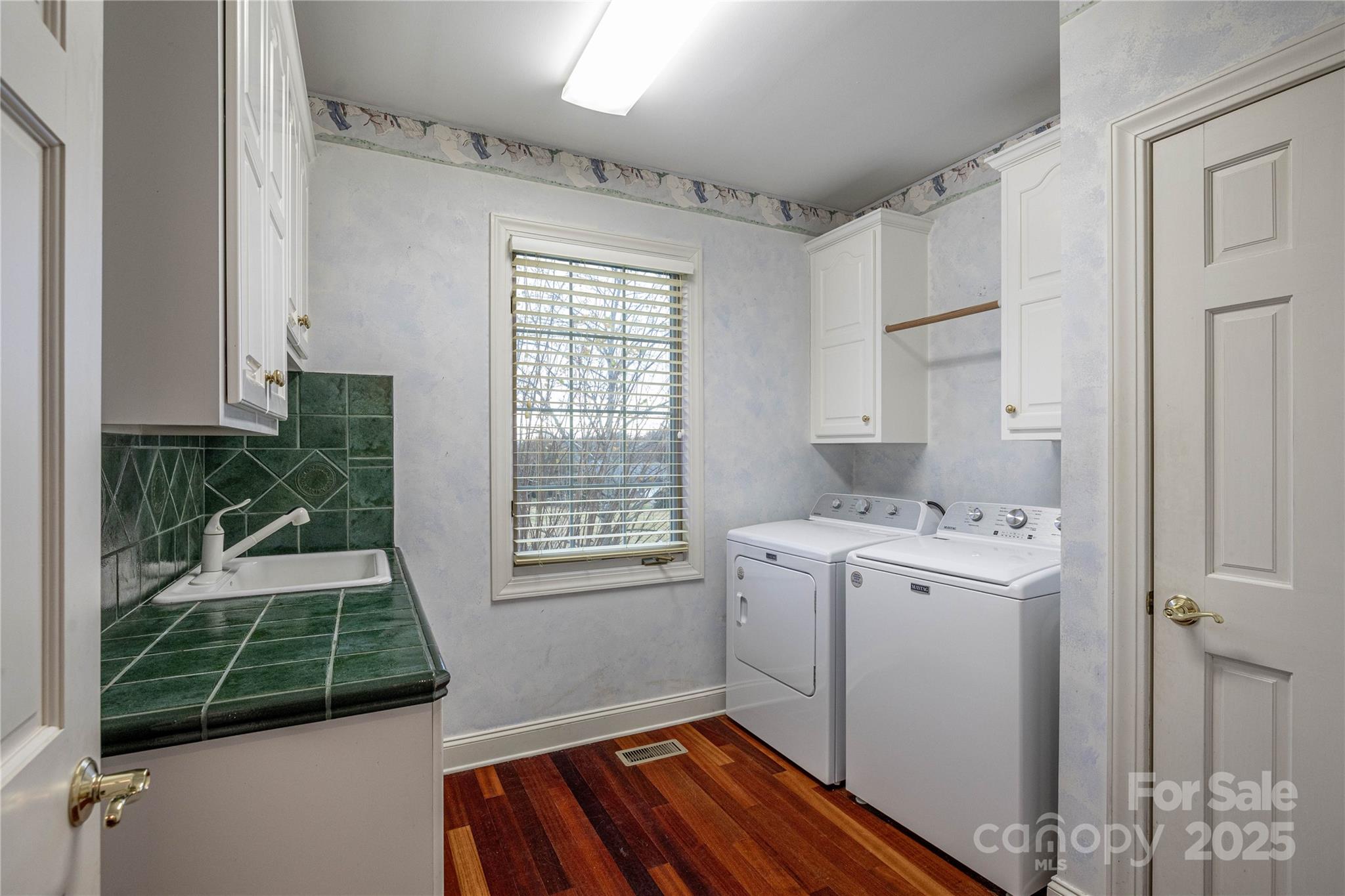 Granada Farms - Residential