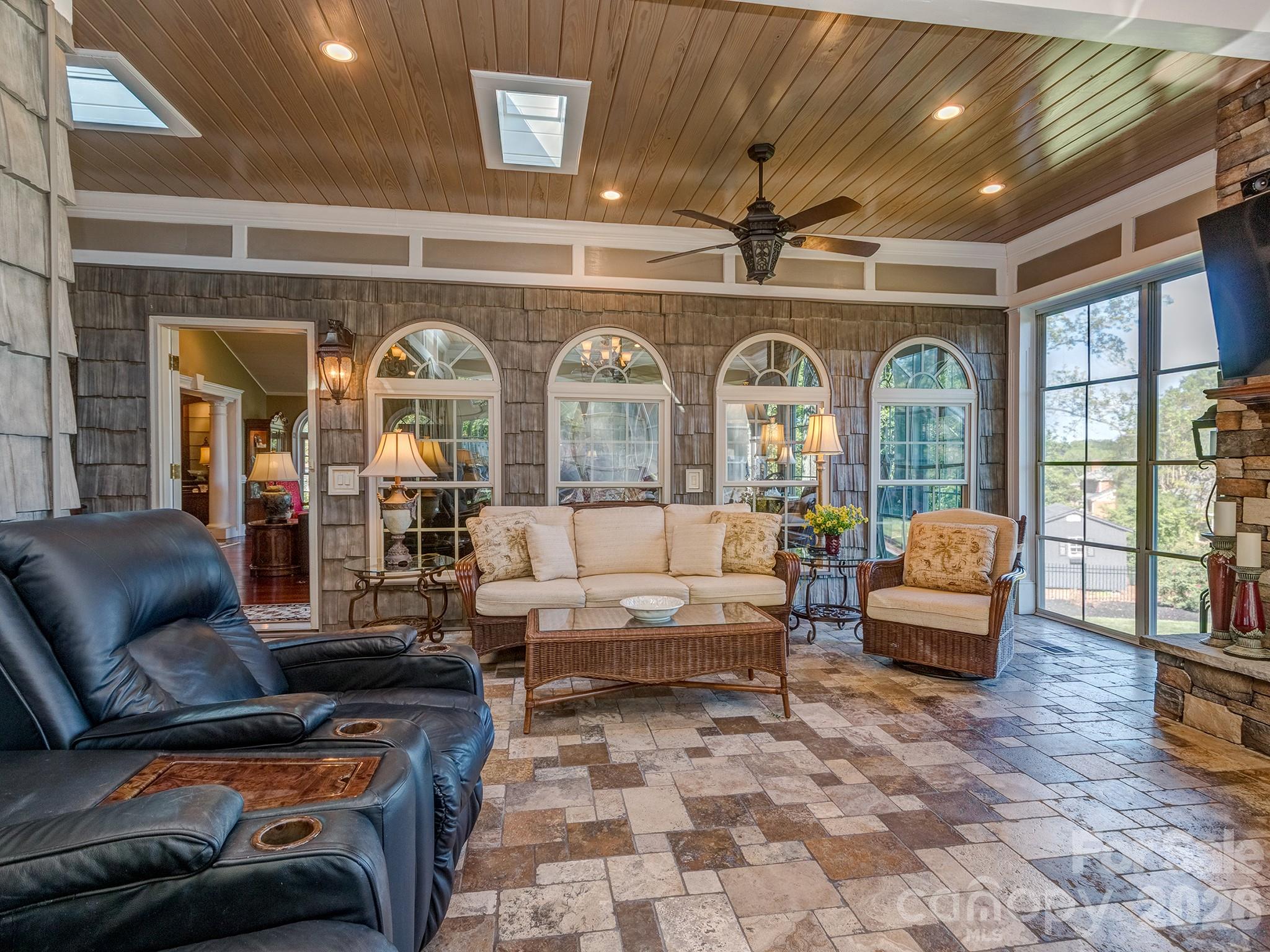 Heatherloch - Residential