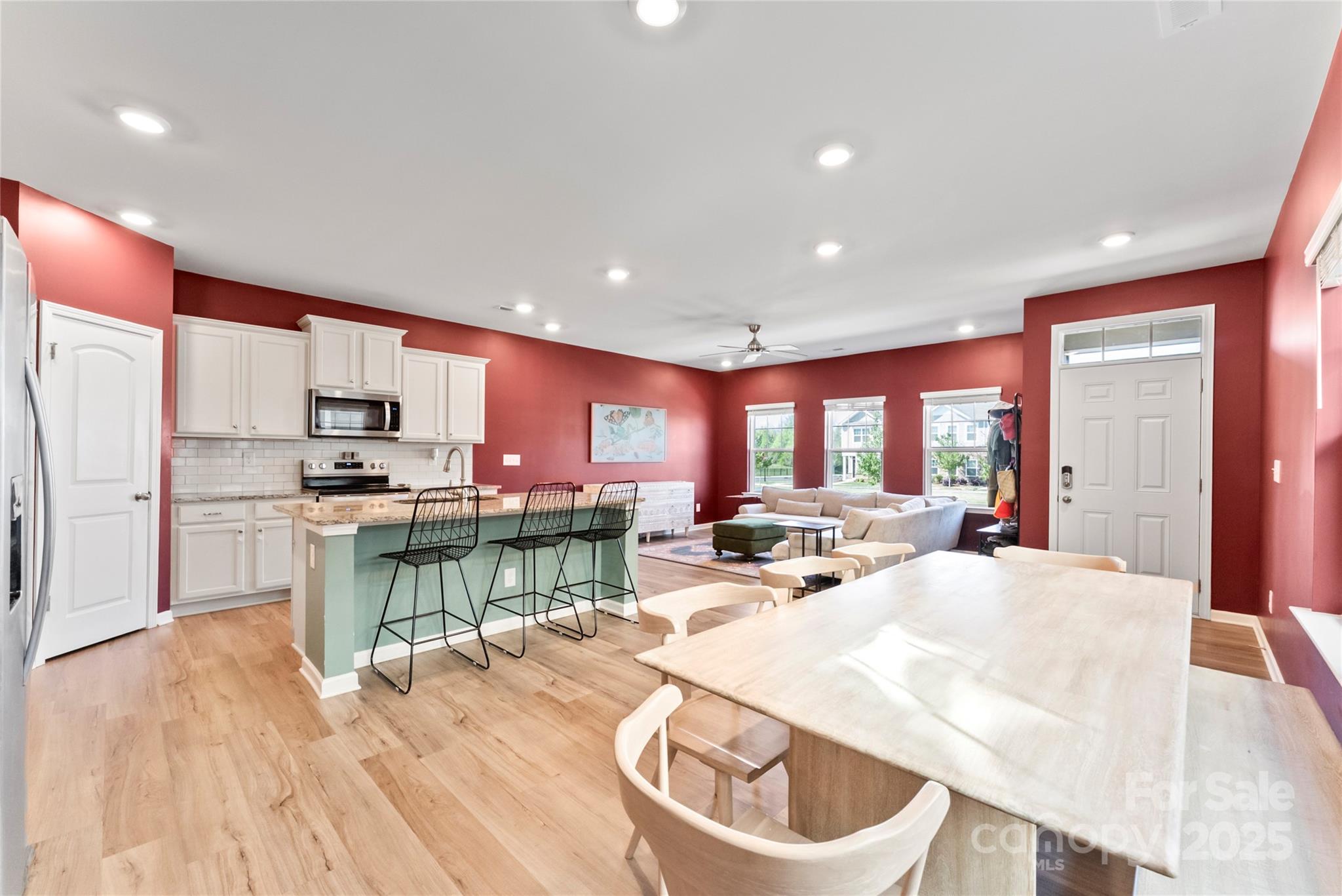 423 Wescott Street 73