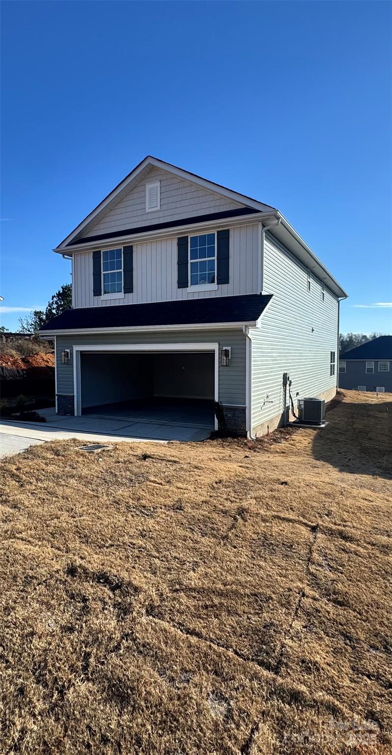 717 Inwood Hill Drive 95