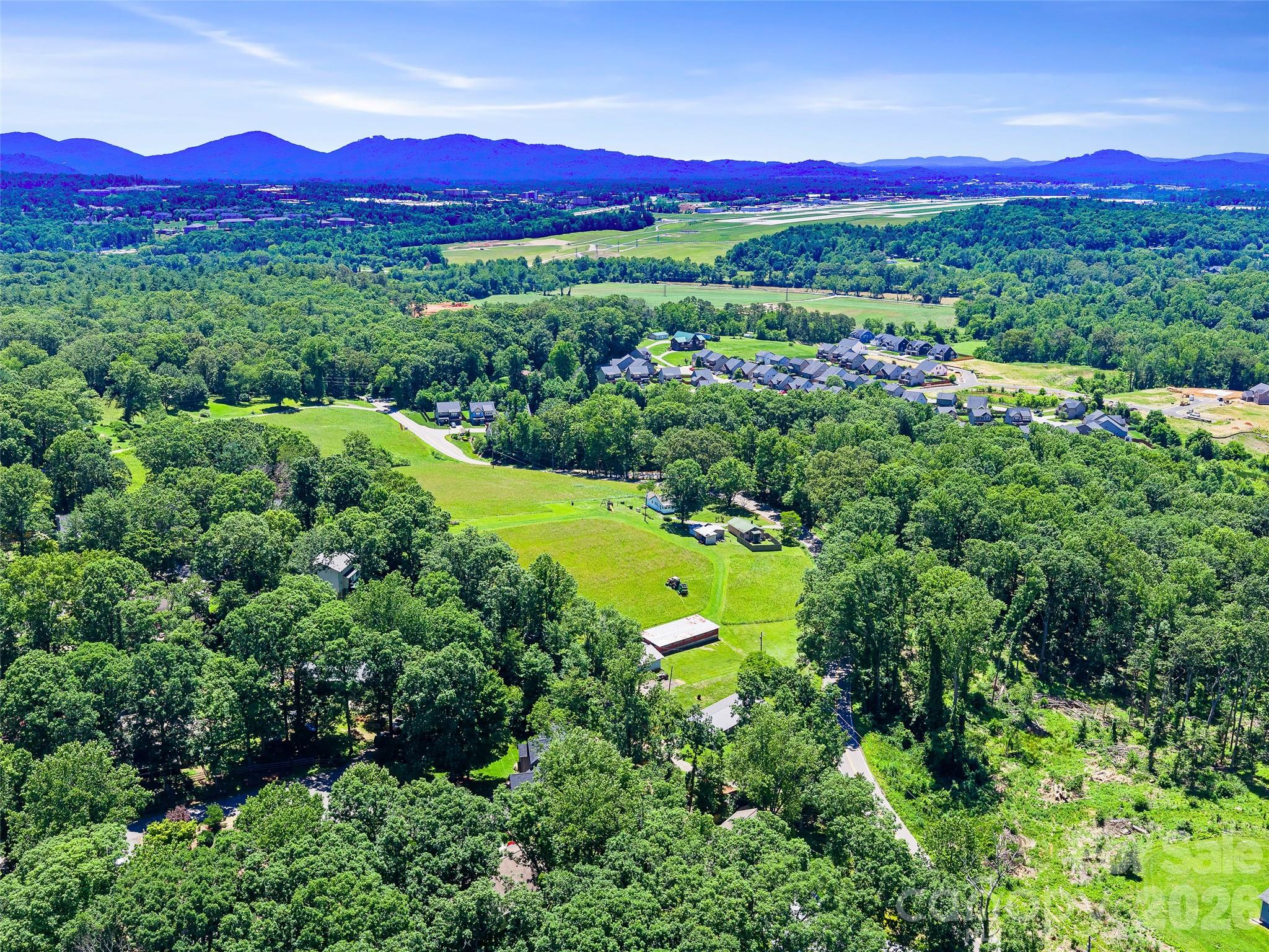 1115, 1125, 1127 Glenn Bridge Road SE