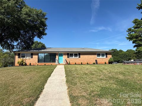 Photo of 1236 Landsdowne Drive, Gastonia, NC 28054 (MLS # 4369662)